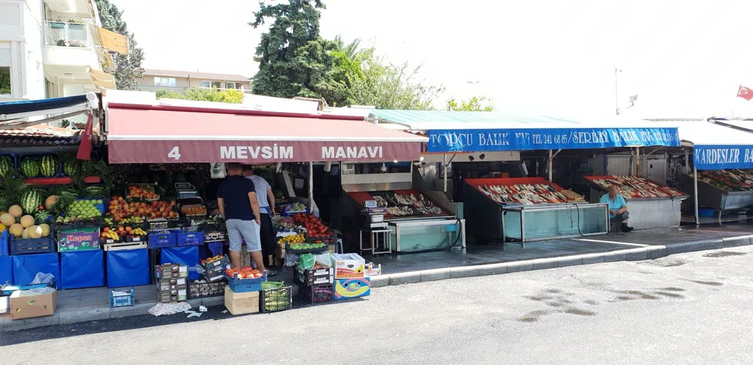 Sarıyer fishing harbor, Istanbul
