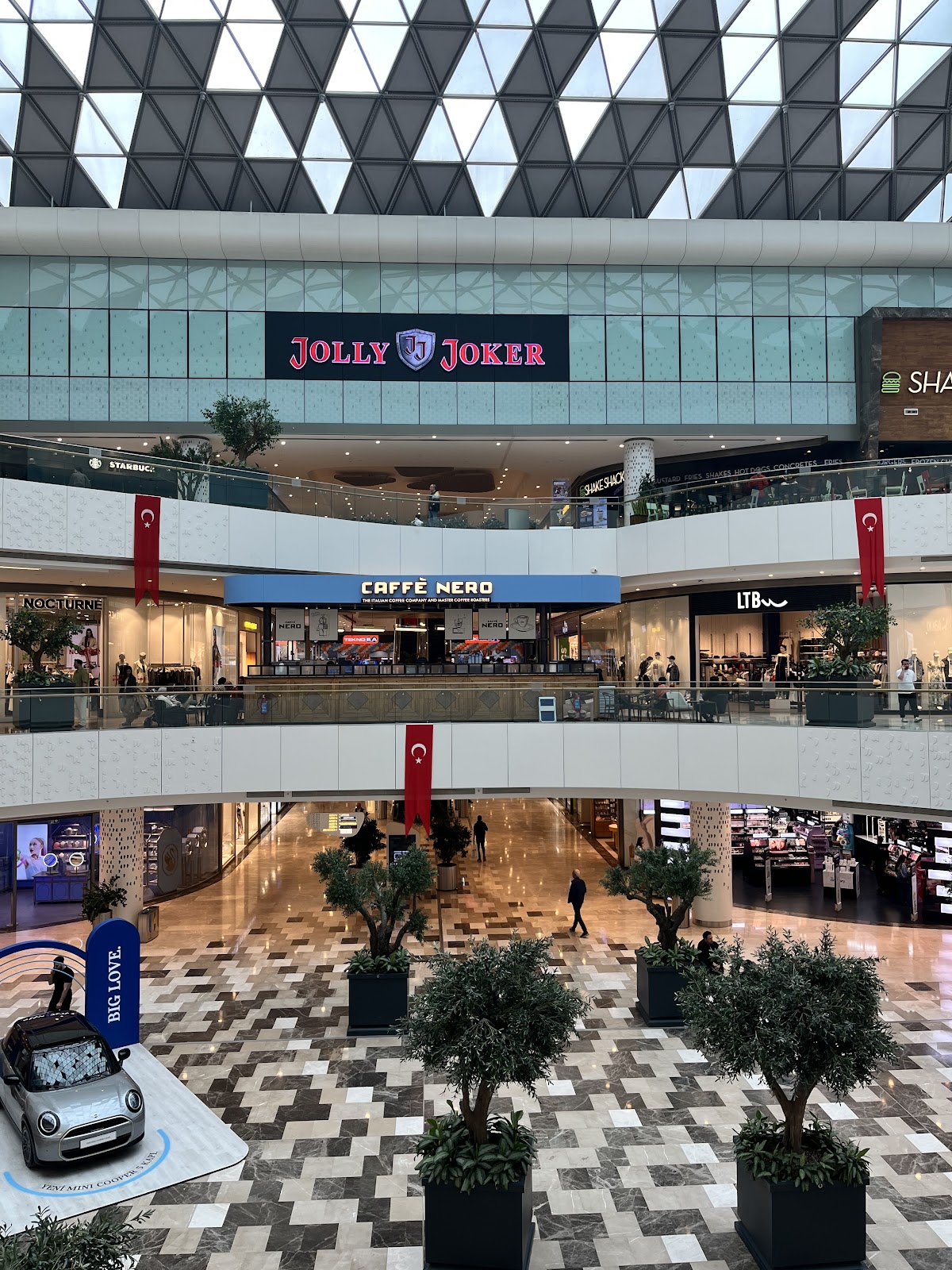 Jolly Joker Vadistanbul, Istanbul